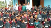 আইডিয়ার উদ্দোগে গুলনী চা-বাগানে শিক্ষার্থীদের মধ্যে শিক্ষা উপকরণ বিতরণ