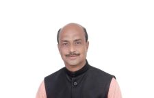 গোয়াইনঘাটে ইউপি চেয়ারম্যান নজরুল আত্মগোপনে, ভোগান্তিতে এলাকাবাসী