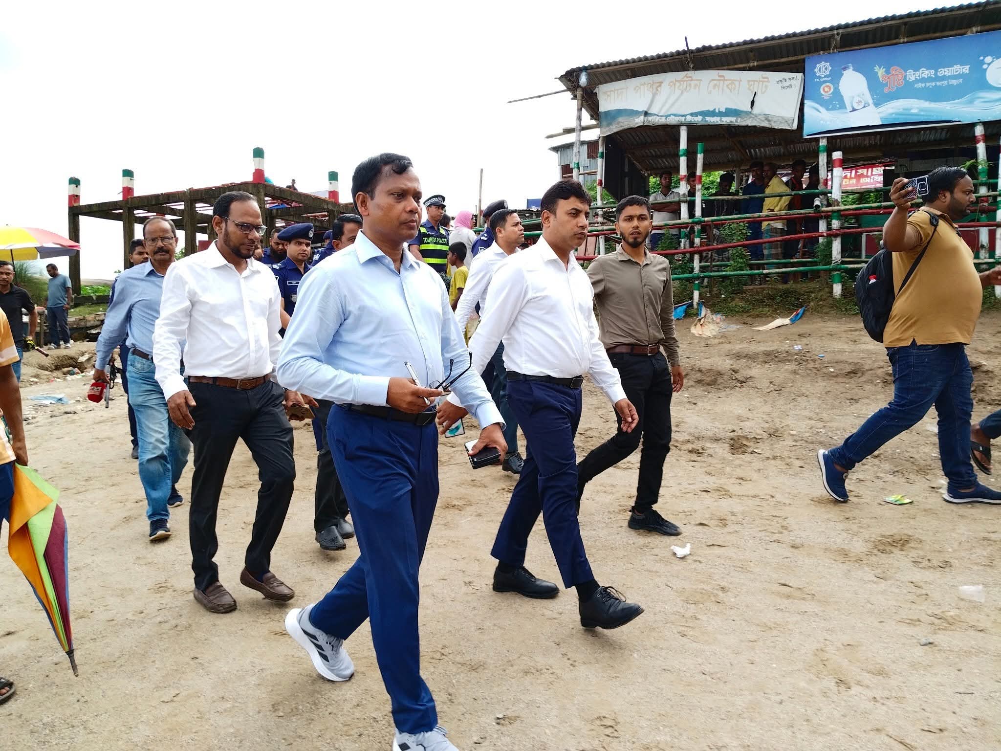 সাদা পাথর আগের অবস্থায় ফিরবে ইনশাল্লাহ : সিলেটের ডিসি সারোয়ার আলম