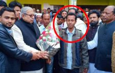 জৈন্তাপুরে ‘লাল পাথর’ লুটের মহোৎসব: সংবাদ প্রকাশ করায় সাংবাদিকের হাত-পা কাটার হুমকি আ’লীগ নেতার