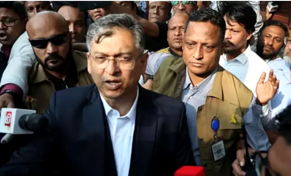 শেখ হাসিনাকে ফিরিয়ে আনতে ভারতের কাছে অনুরোধ জানাবে বিএনপি: সালাহউদ্দিন আহমদ