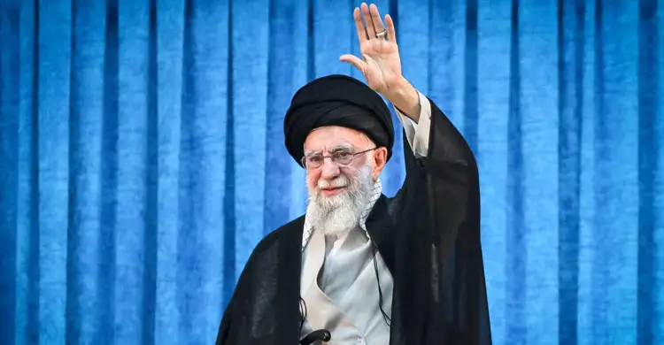 ইরানের সর্বোচ্চ ধর্মীয় নেতা খামেনি নিহত