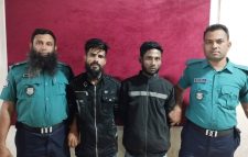 সিলেটে সিএনজি ছিনতাইকালে ২ সদস্য গ্রেপ্তার, সিএনজি জব্দ