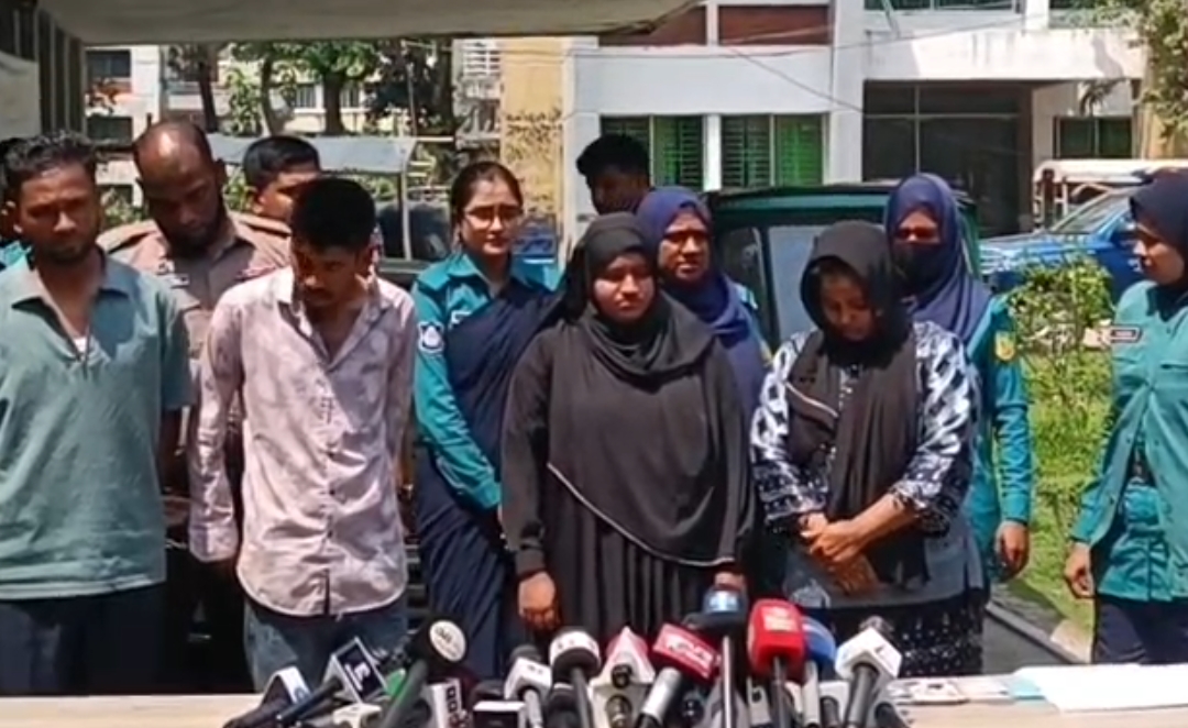 সিলেটে ‘হানিট্রাপ’ চক্রের ৪ সদস্য গ্রেফতার: ২ ভিকটিম উদ্ধার