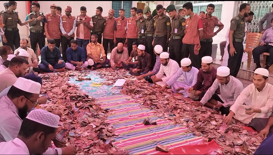 শাহজালাল (র.) মাজারে এবার মিলল ৪৭ লাখ টাকা, সাথে সোনা ও চিঠি