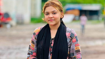 সিলেটের মাজারে জীবনের শেষ গান গাইলেন ভৈরবী