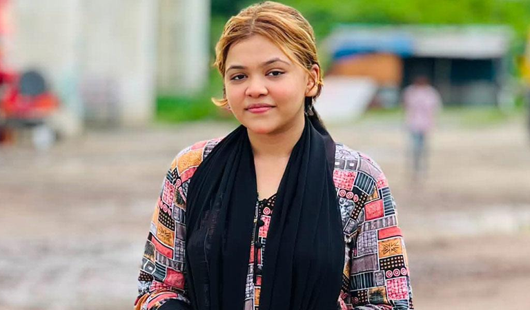 সিলেটের মাজারে জীবনের শেষ গান গাইলেন ভৈরবী