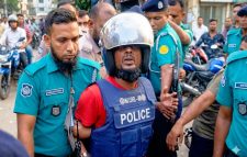 সিলেটে স্বামী-স্ত্রী ও গৃহপরিচারিকাকে কুপিয়ে হত্যা, সন্দেহভাজন বাবুল গ্রেপ্তার